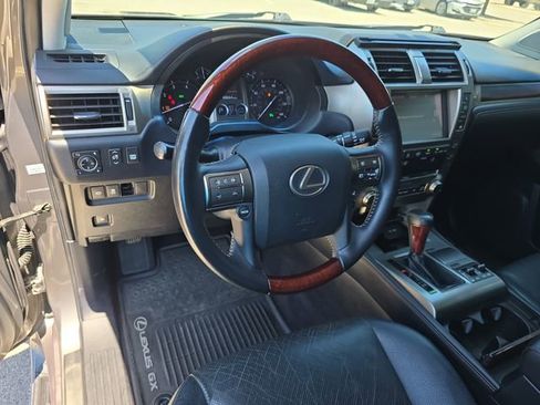 Used 2014 Lexus GX 460 w/ Premium Package AWD/4WD image 16