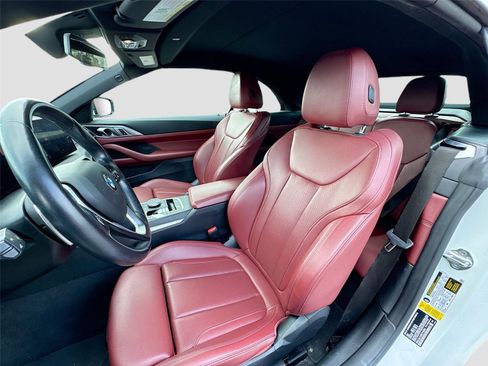 Used 2024 BMW 430i Convertible image 11