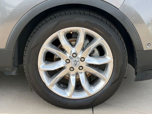 Used 2011 Ford Explorer Limited w/ 302A Rapid Spec Order Code FWD image 10