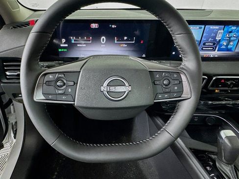 New 2026 Nissan Sentra SV w/ SV Convenience Package FWD image 12
