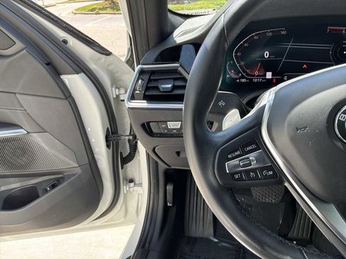 Used 2019 BMW 330i Sedan w/ Convenience Package image 17