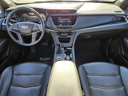 Used 2023 Cadillac XT5 Premium Luxury image 13