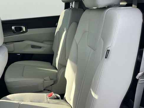 New 2026 Kia Sorento EX w/ EX Premium Package FWD image 22