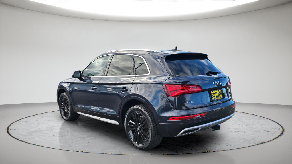 Used 2020 Audi Q5 Prestige AWD/4WD image 7