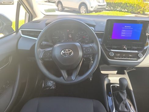 Used 2024 Toyota Corolla LE FWD image 17