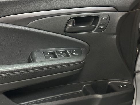 Certified 2023 Honda Passport EX-L image 21