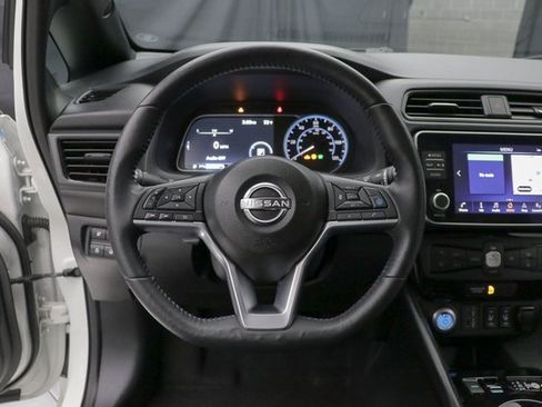 Used 2023 Nissan Leaf SV Plus image 21