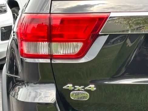 Used 2012 Jeep Grand Cherokee Overland AWD/4WD image 11