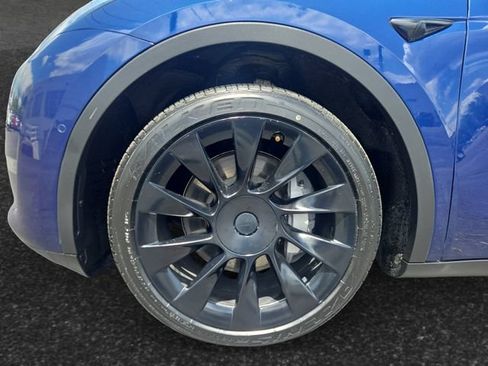 Used 2021 Tesla Model Y Long Range AWD/4WD image 4