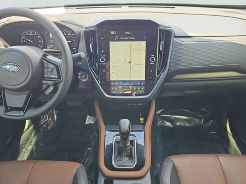 Certified 2025 Subaru Forester Touring w/ Popular Package - Touring AWD/4WD image 10