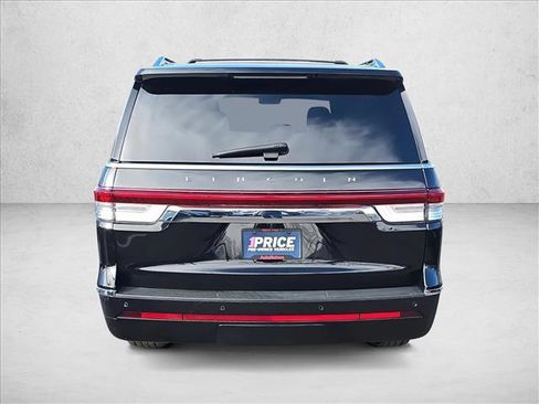 Used 2023 Lincoln Navigator L Reserve image 6
