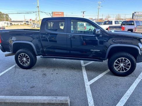 Used 2018 Chevrolet Colorado ZR2 AWD/4WD image 5