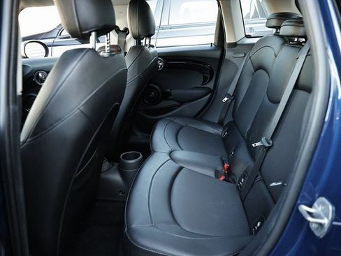 Used 2017 MINI Cooper S image 24