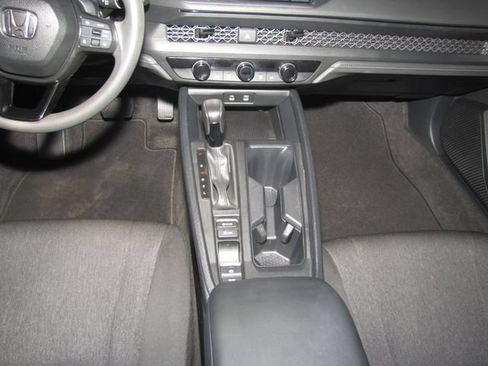 Used 2023 Honda Accord LX image 14