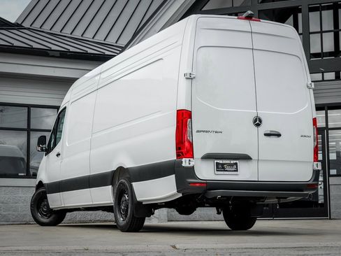New 2026 Mercedes-Benz Sprinter 2500 image 2