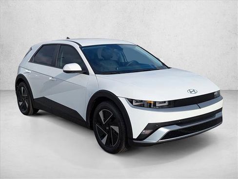 New 2026 Hyundai Ioniq 5 SEL image 3