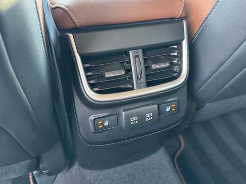 Used 2021 Subaru Outback Touring w/ Popular Package #2 image 20