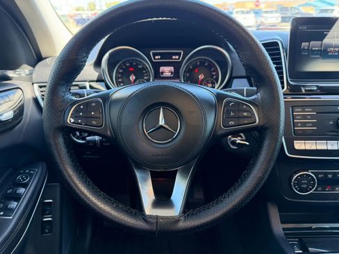 Used 2017 Mercedes-Benz GLS 550 4MATIC image 24