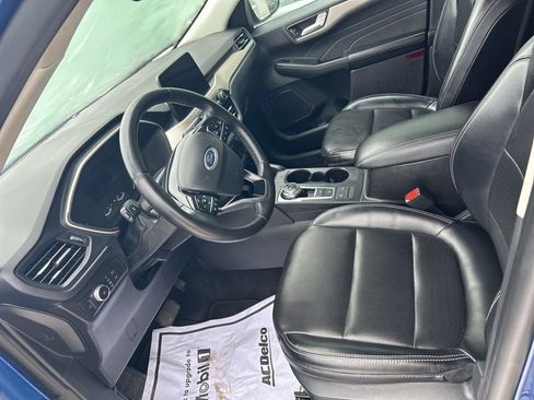Used 2022 Ford Escape SEL AWD/4WD image 18