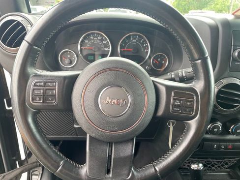 Used 2018 Jeep Wrangler Unlimited Sport S image 16