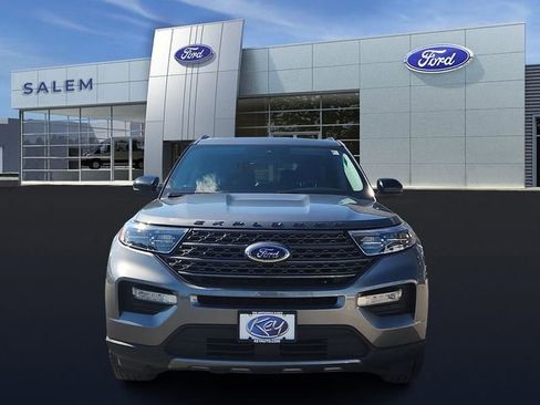 Certified 2022 Ford Explorer XLT w/ Equipment Group 202A AWD/4WD image 8