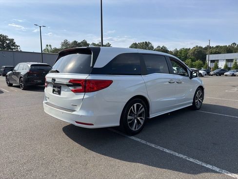 Used 2022 Honda Odyssey Touring image 5