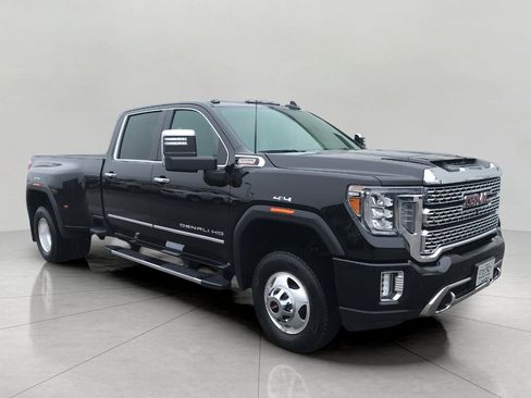 Used 2023 GMC Sierra 3500 Denali image 1