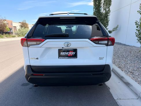Used 2024 Toyota RAV4 XLE w/ Convenience Package AWD/4WD image 4