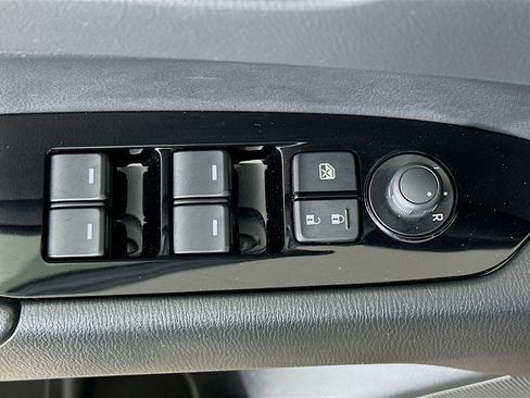 Used 2025 MAZDA CX-5 AWD 2.5 S w/ Preferred Package image 15