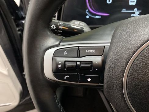 Used 2023 Kia Sportage EX image 14