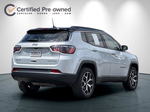 Certified 2025 Jeep Compass Limited AWD/4WD image 4