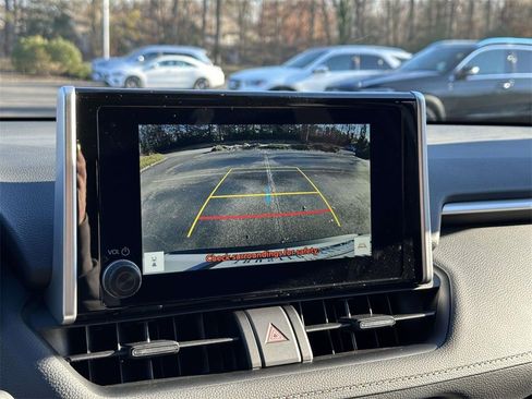 New 2025 Toyota RAV4 XLE image 4