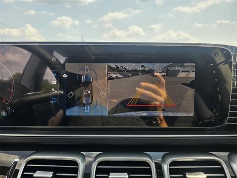 New 2026 Mercedes-Benz GLS 450 4MATIC image 20