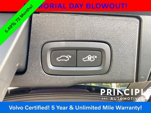 Certified 2025 Volvo XC60 B5 Core AWD/4WD image 29