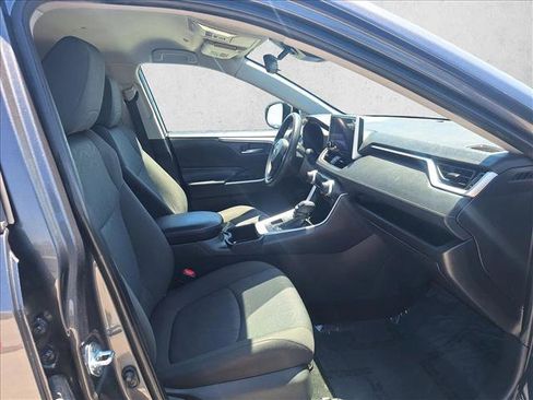 Used 2024 Toyota RAV4 XLE AWD/4WD image 20