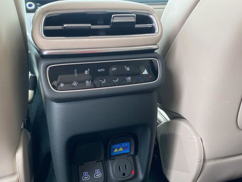 New 2026 Genesis GV80 3.5T Prestige image 11