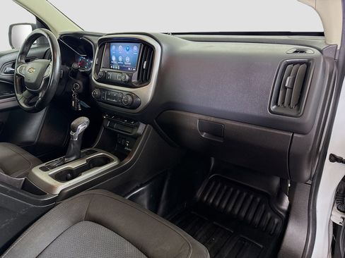 Used 2022 Chevrolet Colorado LT w/ Fleet Safety Package RWD image 29