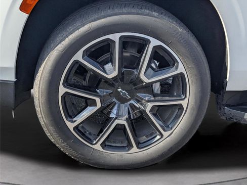 Used 2023 Chevrolet Tahoe RST image 9