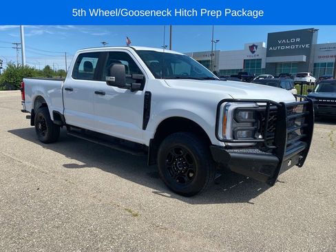 Used 2023 Ford F250 XL w/ STX Appearance Package image 8