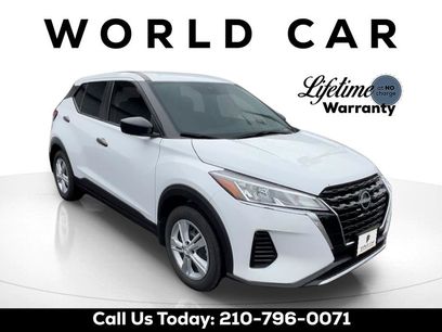 Certified 2025 Nissan Kicks Play S