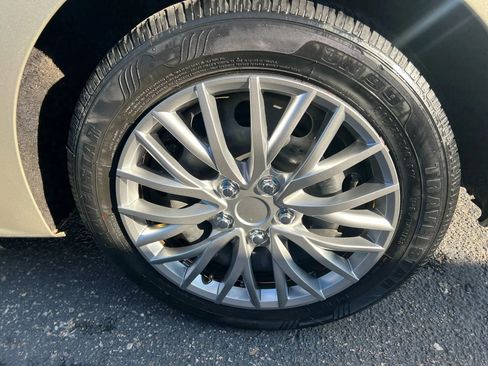 Used 2014 Volkswagen Jetta SE image 22