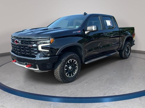 Used 2025 Chevrolet Silverado 1500 ZR2 w/ Technology Package AWD/4WD image 1