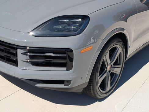 New 2026 Porsche Cayenne Coupe image 12