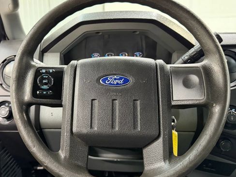 Used 2012 Ford F250 XL w/ PWR Equipment Group image 18