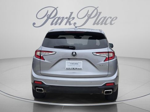Used 2023 Acura RDX FWD w/ Technology Package image 4