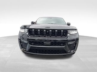 Used 2026 Jeep Grand Cherokee Summit w/ Obsidian Package AWD/4WD video 2