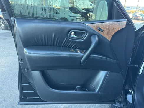 Used 2021 Nissan Armada SL w/ Captain's Chairs Package image 10