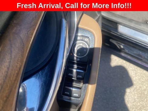 Used 2025 Cadillac CT5 Premium Luxury RWD image 12