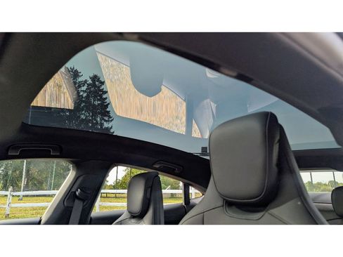 Used 2020 Porsche Taycan 4S image 17