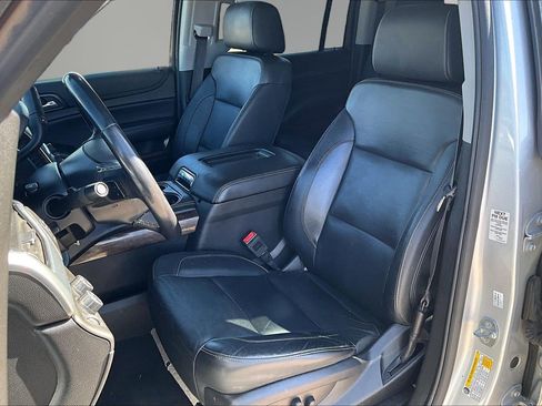 Used 2019 Chevrolet Suburban LT AWD/4WD image 21